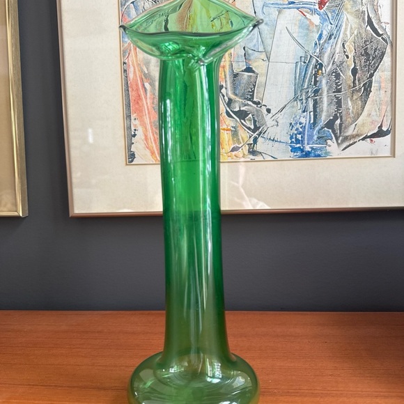 Jack in the pulpit art glass vase green hand blown 16” - Picture 2 of 12